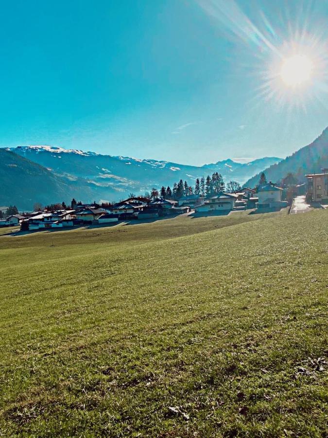 Theview Kreuzjoch Apartment Fügen Екстериор снимка